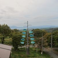 部屋からはちょっとだけ田沢湖が見えます。