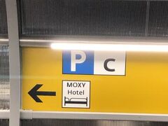 Moxy Vienna Airport 写真