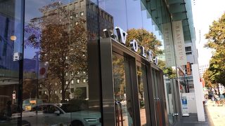 ボルボのカフェ