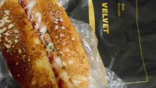 ランチでハード系のパンを購入