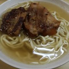 ソーキそば（ネギ抜きで注文）