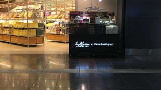 綺麗な高級感ある店