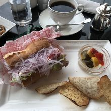 モーニングセット　税抜2200円