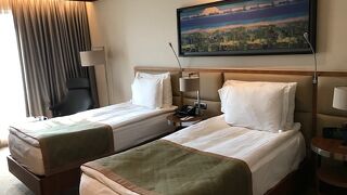 ディヴァン アダナ