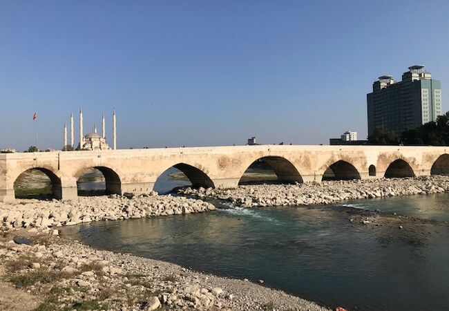 Stone Bridge (Tas Kopru)