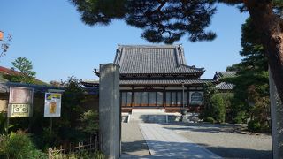 寺町の静かなお寺