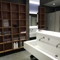 洗面、お手洗い、シャワールームがまとまっているエリア。