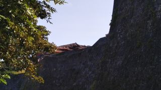 令和元年十一月十日の首里城公園。守礼門付近はいつものような様子である。