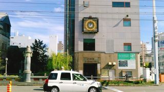 (からくり時計)　行った時期は内部機械の更新工事が行われてて、からくりは見れませんでした。