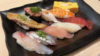 沼津魚がし鮨 流山おおたかの森店 で、軽めのディナー