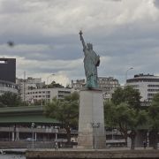 自由の女神像 パリ クチコミ アクセス 営業時間 パリ フォートラベル