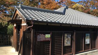 木のぬくもりを感じる