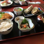 牡蠣三昧、美味しいけどスタッフの塩対応に…(ーー゛)