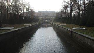 下の公園の噴水