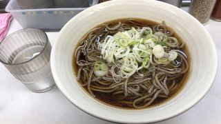 駅そば風情が良い感じです