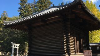 見るからに倉庫