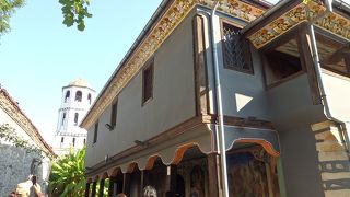 厳かな内部です