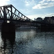 本所の様子です。