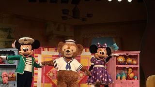 予約なしで見れるショー