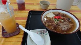 食事と土産物購入で利用
