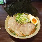 濃厚な魚介豚骨ラーメン