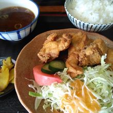 唐揚げ定食