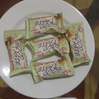 お菓子がありました