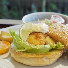 鯛カツバーガー、美味しかった