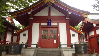 境内にある八雲神社の一つ