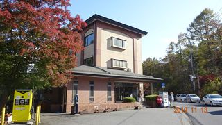 入館と同時に執務室から担当の方が声を掛けて下さり対応の良い印象を受けました。