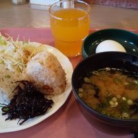 宿泊者無料の朝食