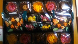 華やかなお菓子