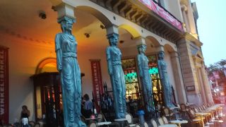 ウィンケルファンシンケル グランカフェ