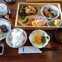 本日の料理これに食後のデザート、飲み物付