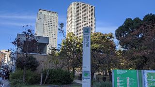 錦糸町駅から直ぐの公園