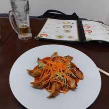 トマト餃子は美味。