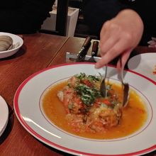 料理はそこそこボリュームあり。