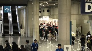 巨大なイベント会場