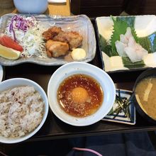 「鯛めしとせんざんき二種盛定食」1680円