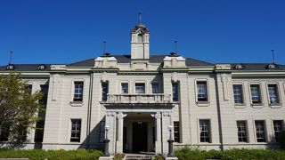 重厚で美しい外観