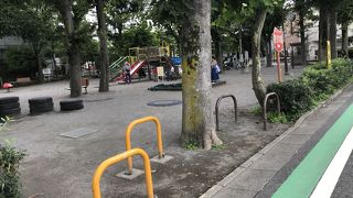 子供たちの遊び場