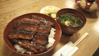 このうな丼！　お、美味しい～！！