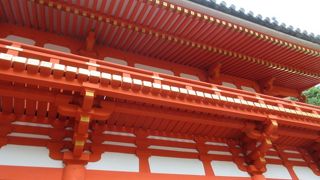 大きな入口の門