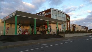 JRの浜小清水駅が入った日本でも珍しい道の駅