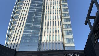 新潟市のランドマーク的存在