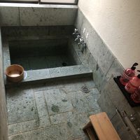 浴槽深めです！足腰悪い方は入るの厳しめです。