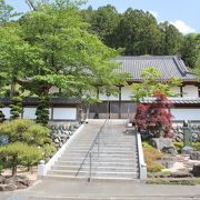 落着いた雰囲気のお寺