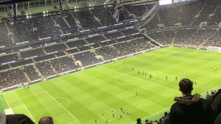 ホワイト ハート レーン