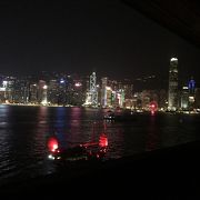 香港の夜景を彩る