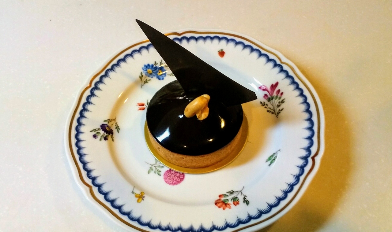 隠れ家的なパティスリー「セ・ボー・エ・ボン」